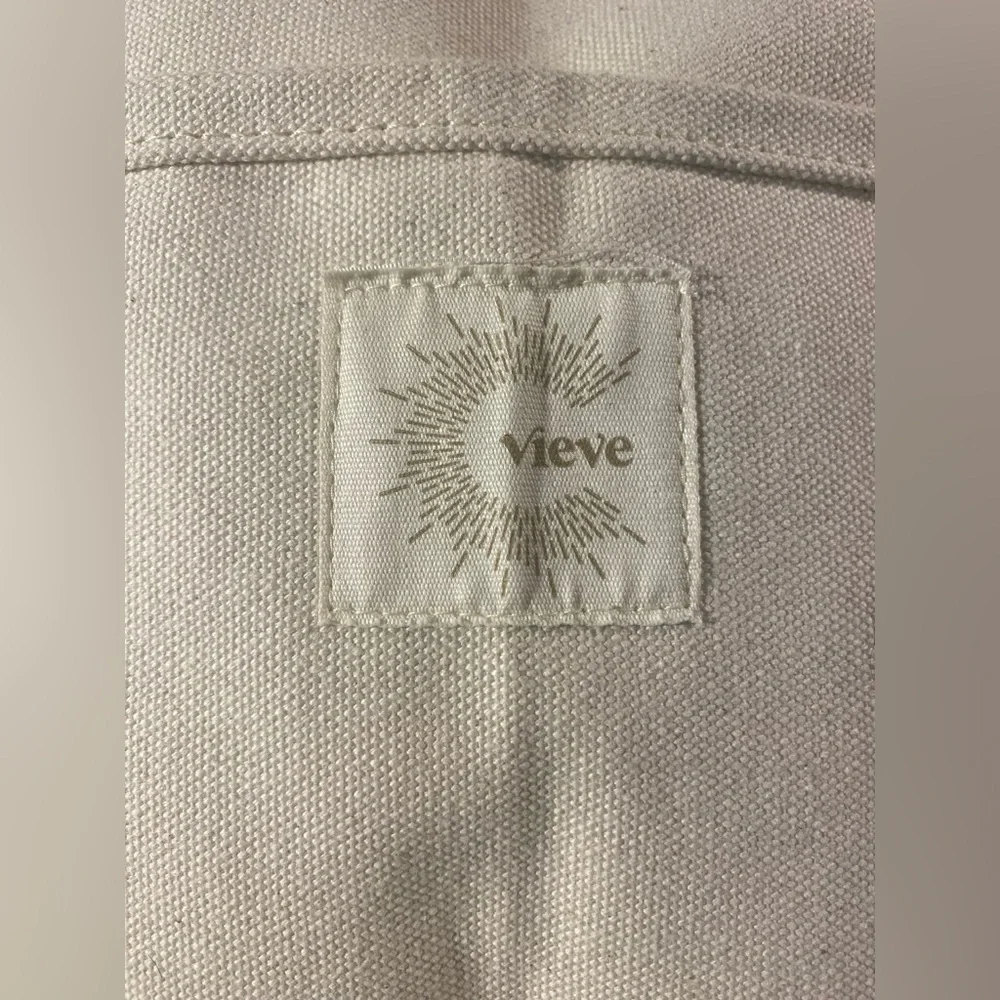 Vieve Tote Bag Beige with Teal Yellow Tan Aztec Design Inside Pocket New - Picture 5 of 7